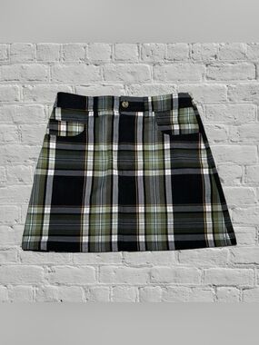 Forever 21 Black & Olive Plaid Mini Skirt with Pockets in Women’s Size Small